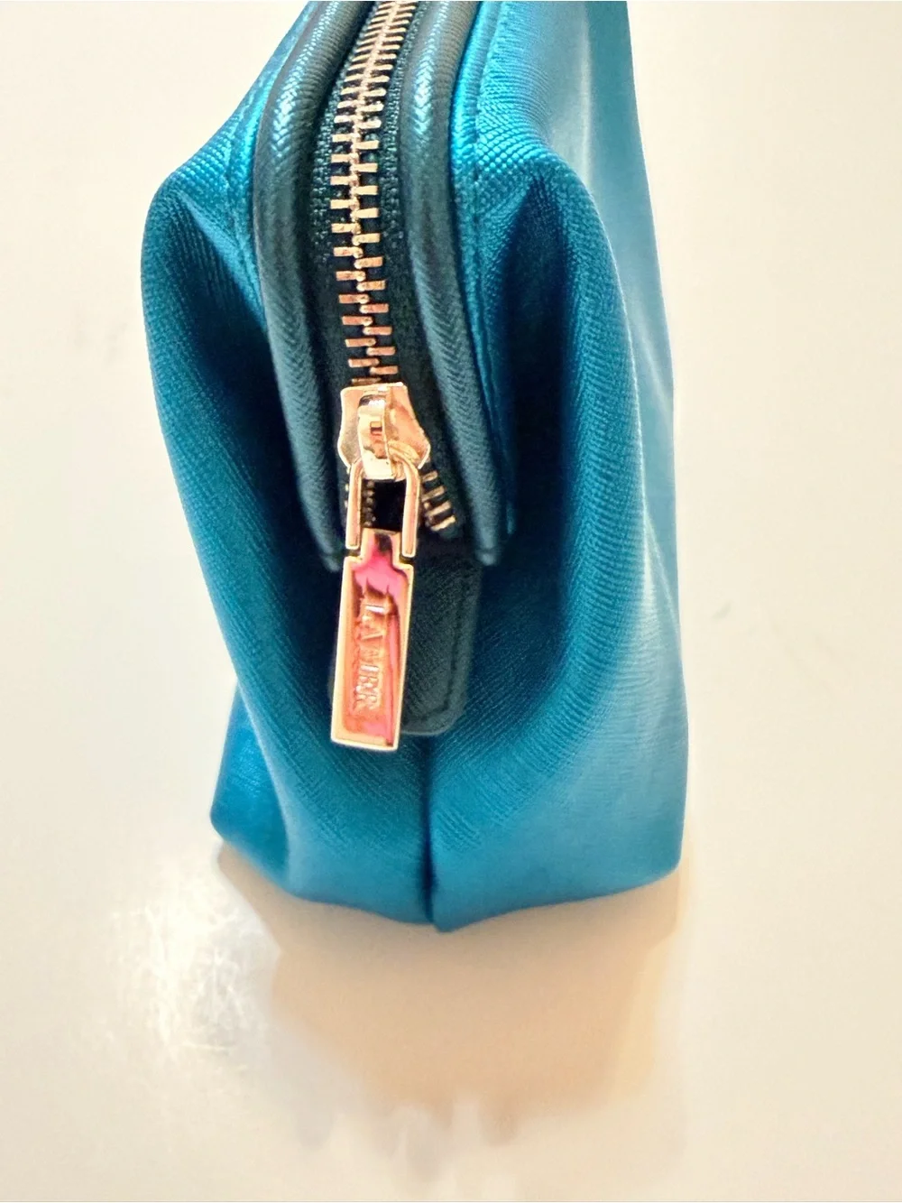 La Mer faux saffiano leather makeup bag, turquoise metallic color, zipper 6x5.5